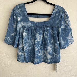 Given Kale Junior  Blue Tie Die  Cropped Top, Size Large